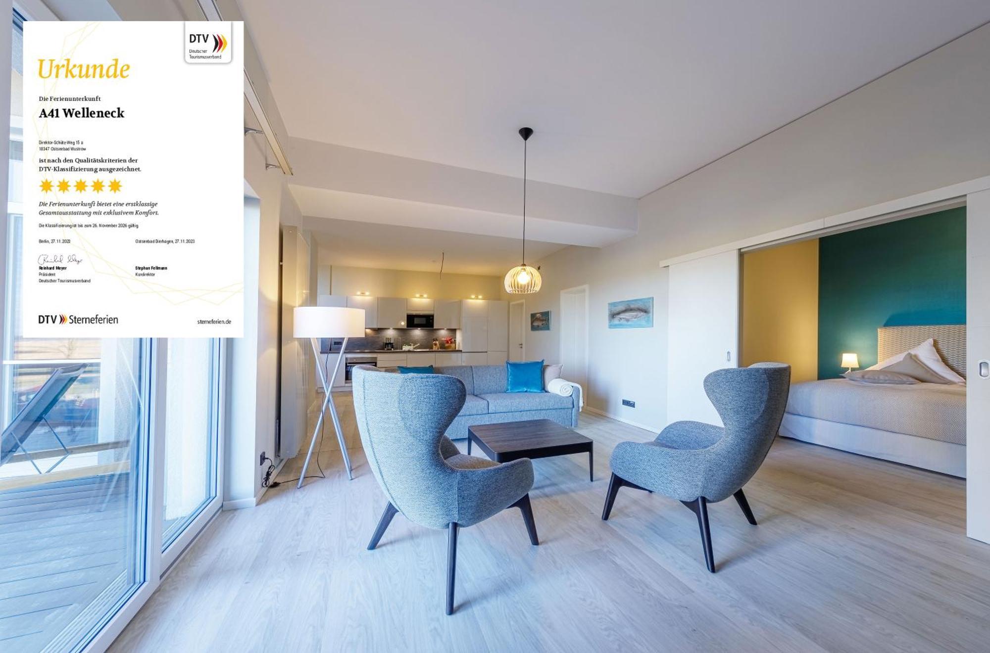 Alte Seefahrtschule Am Ostseestrand Apartment Wustrow  Bagian luar foto